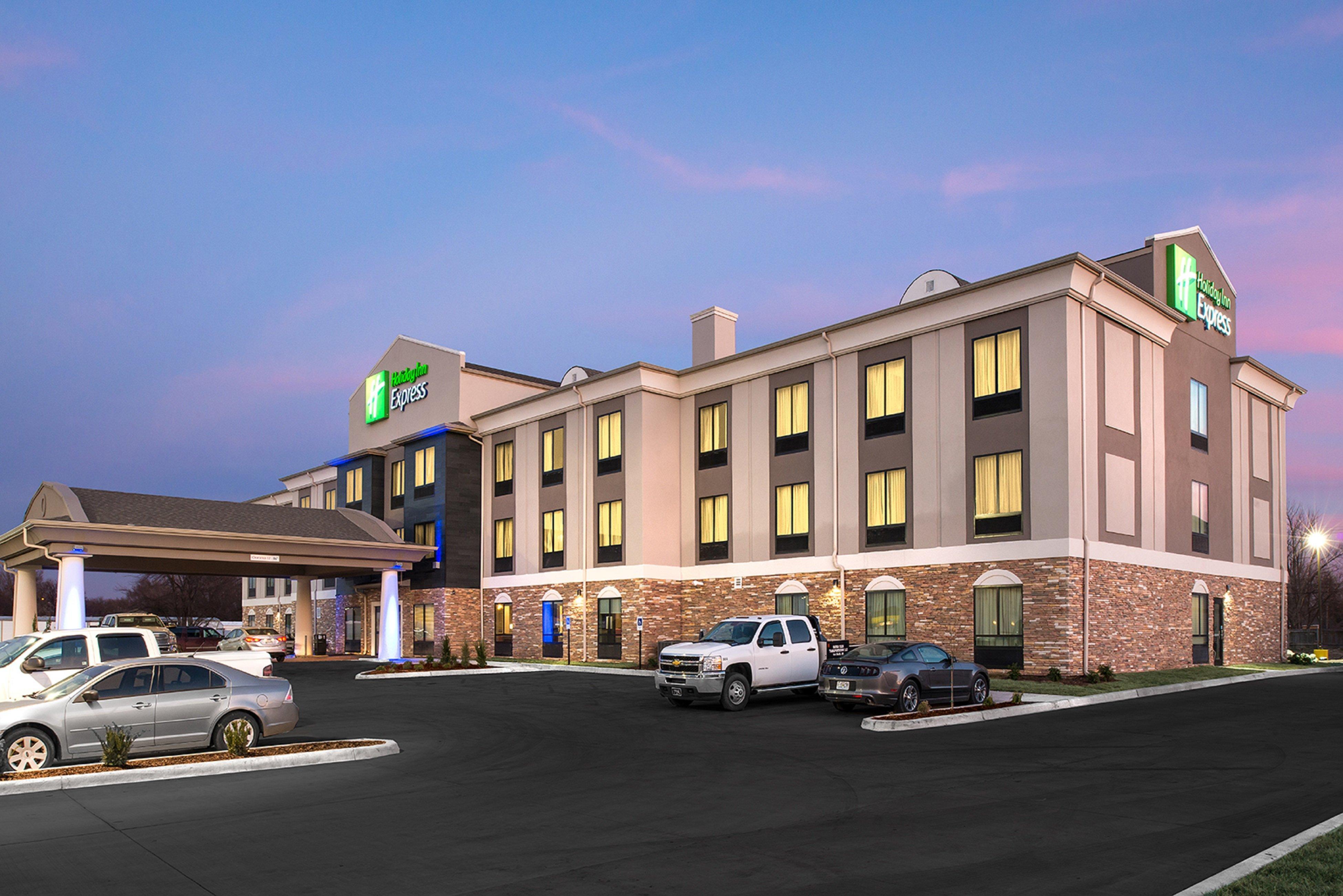האטצ'יסון Holiday Inn Express Hutchison By Ihg מראה חיצוני תמונה